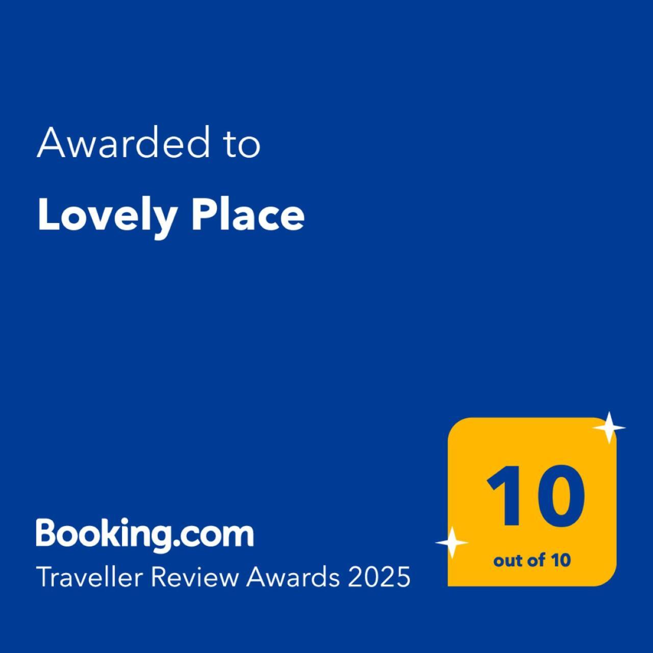 Lovely Place 아카르나이 외부 사진